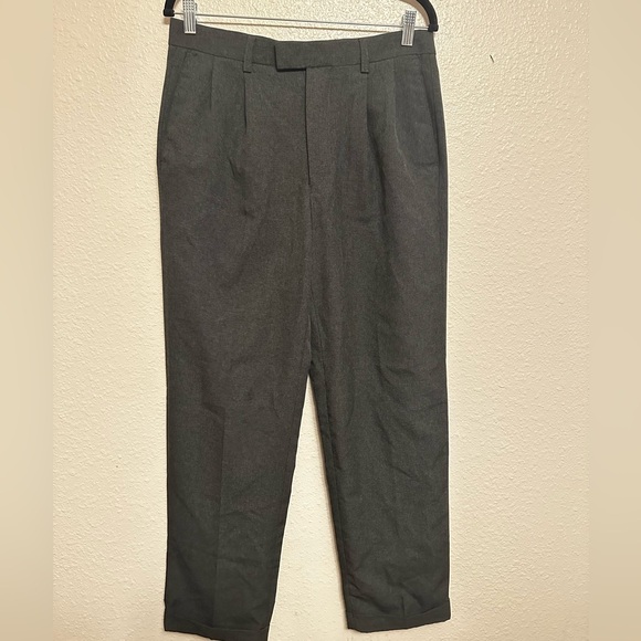 32X32 Michael Brandon Men’s Dress Pants Gray Pin Stripes - Picture 1 of 6